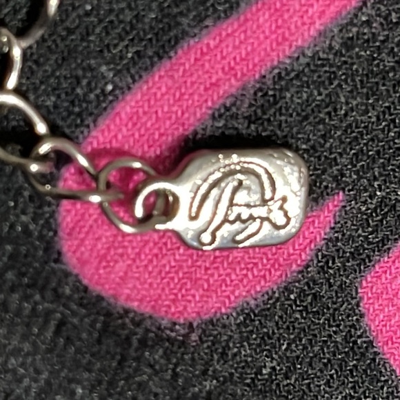 Beautiful Beads and glass necklace with a silver medal adjustable clasp. - Picture 8 of 11